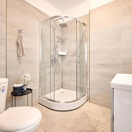 Sara Blu And Pool Apartamento Mamaia