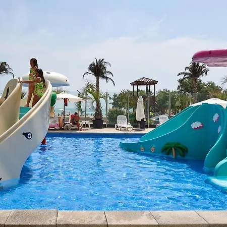 Sara Blu And Pool Apartment *