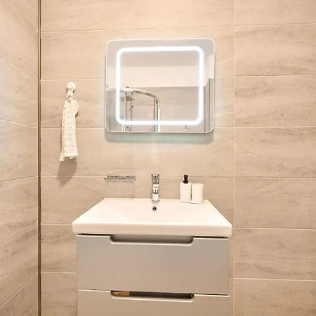 Sara Blu And Pool Apartament *